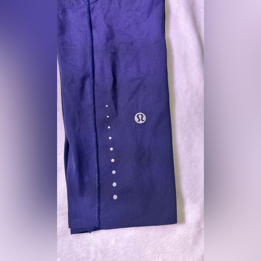 lululemon purple leggings with reflective logo dot - Picture 1 of 7